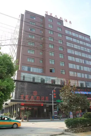 Barry Gallery along the River hotel