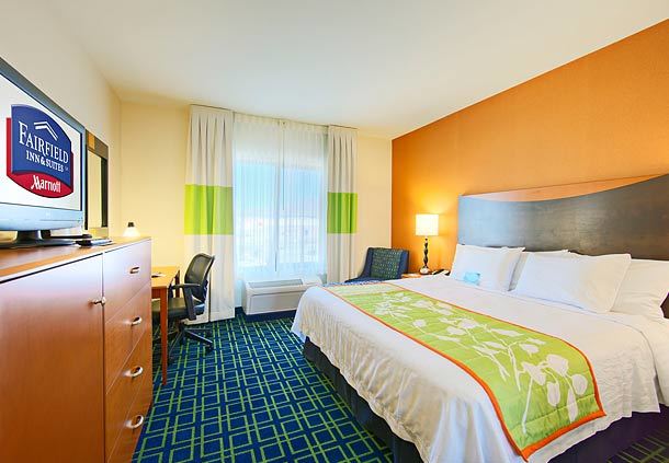 Fairfield Inn and Suites by Marriott El Paso