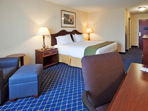 Holiday Inn Express & Suites DOTHAN NORTH by IHG