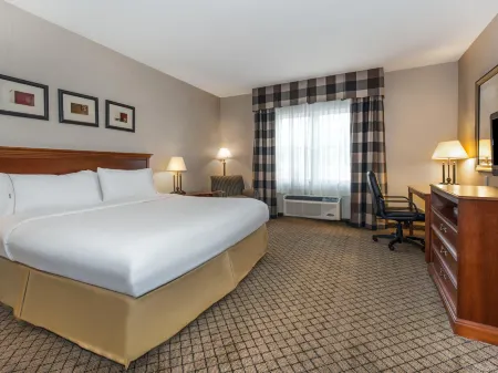 Holiday Inn Express & Suites Tilton - Lakes Region