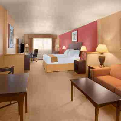 Holiday Inn Express & Suites Yuma Rooms
