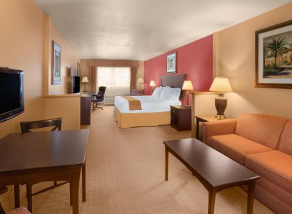 Holiday Inn Express & Suites Yuma