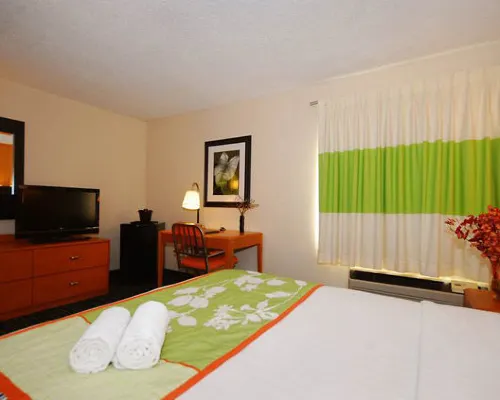 Comfort Inn - Dedham-Boston MetroWest Hotels in Dedham