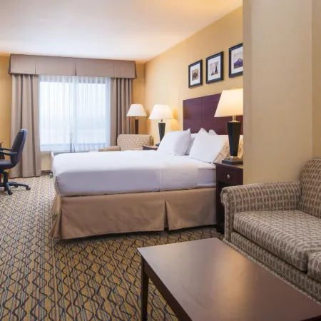 Glacier Peaks Hotel