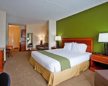 Holiday Inn Express & Suites DUBLIN by IHG Hotels in Dublin