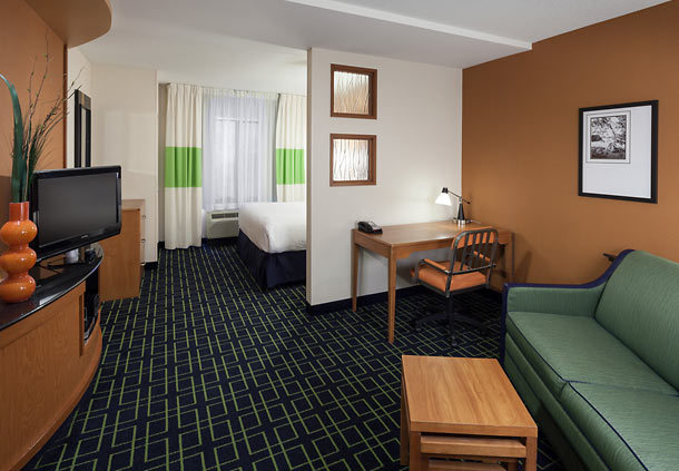 Fairfield Inn & Suites Kansas City Overland Park