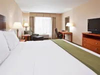 Holiday Inn Express & Suites Howell Hotels in Genoa Township