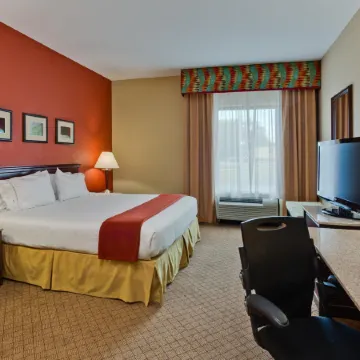 Holiday Inn Express & Suites TAMPA NORTHWEST-OLDSMAR by IHG