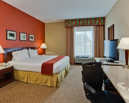 Holiday Inn Express & Suites TAMPA NORTHWEST-OLDSMAR by IHG Hotels in Oldsmar