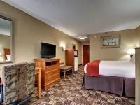 Holiday Inn Express Hurricane Mills (Waverly) Hotels in Humphreys County