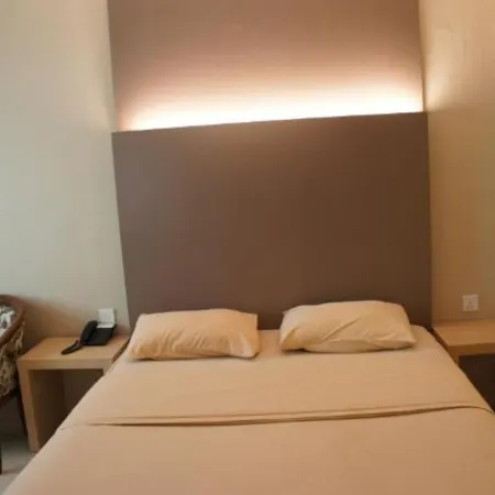 Sky View Hotel Managed by OS