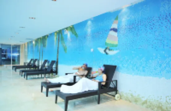 Long Xin International Hotel