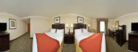 Holiday Inn Express & Suites GREAT BARRINGTON - LENOX AREA by IHG - Parkplatz