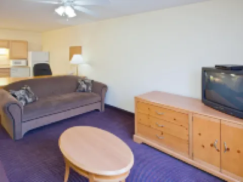 Candlewood Suites ST. JOSEPH/BENTON HARBOR by IHG 貝林縣酒店