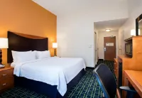 Fairfield Inn & Suites Lakeland Plant City Hotels near Hibbett Sports