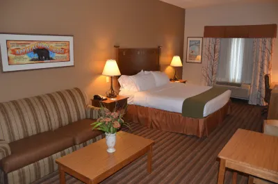 Holiday Inn Express & Suites Donegal Hoteles en Municipio de Middlecreek
