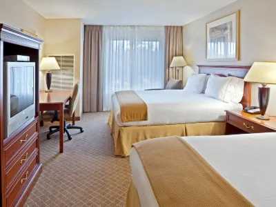 Holiday Inn Express & Suites Lacey - Olympia Hotels in 
