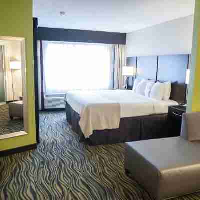 Holiday Inn Little Rock West - Chenal Pkwy Rooms
