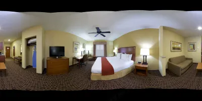 Holiday Inn Express Mccomb
