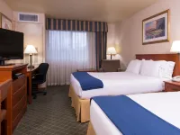 โรงแรม ฮอลิเดย์ อินน์ เอ็กซ์เพรส แอนด์ สวีทส์ เอเวอเร็ตต์ บาย IHG - ที่มีสปา