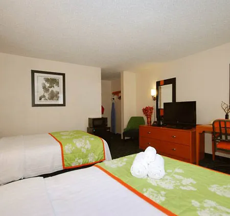 Comfort Inn - Dedham-Boston MetroWest Отели в г. Дедхэм
