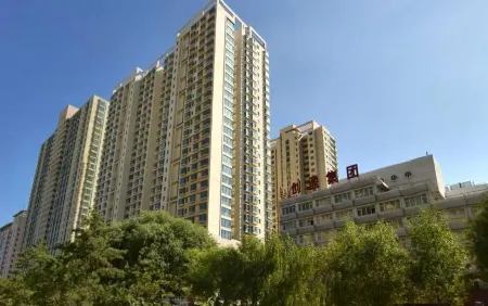 Holiday Dynasty Hotel