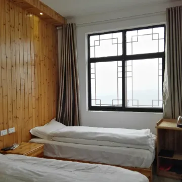 Qiyunshan Jiyuanxuan Chinese Inn