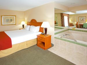 Holiday Inn Express & Suites Parkersburg - Mineral Wells