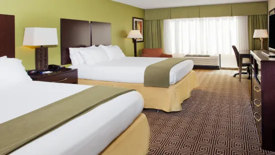 Holiday Inn Express & Suites Rome