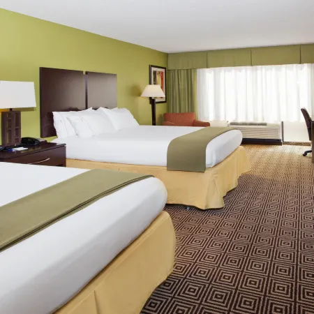 Holiday Inn Express & Suites ROME by IHG