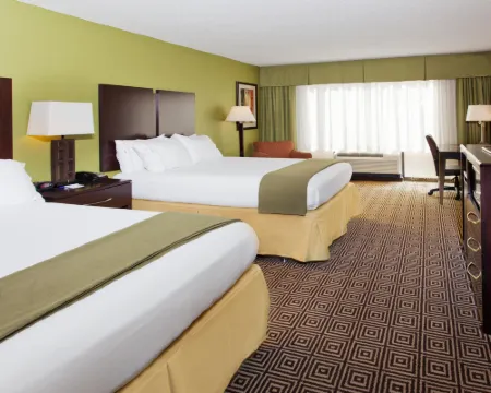 Holiday Inn Express & Suites ROME by IHG ロームのホテル