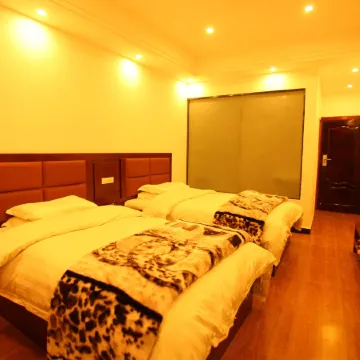 Luoping Yilv Sunshine Chinese Inn