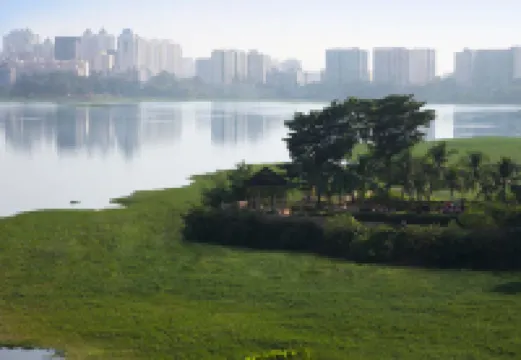 Lakeside Chalet, Mumbai - Marriott Executive Apartments