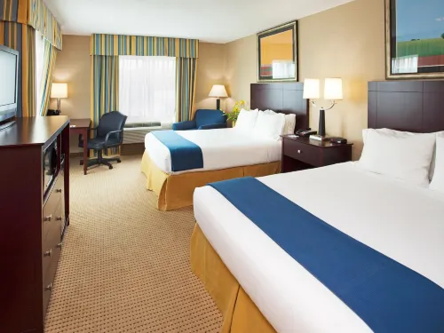 Holiday Inn Express & Suites Cincinnati SE Newport Hotels in Bellevue