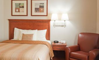 Candlewood Suites Eastchase Park