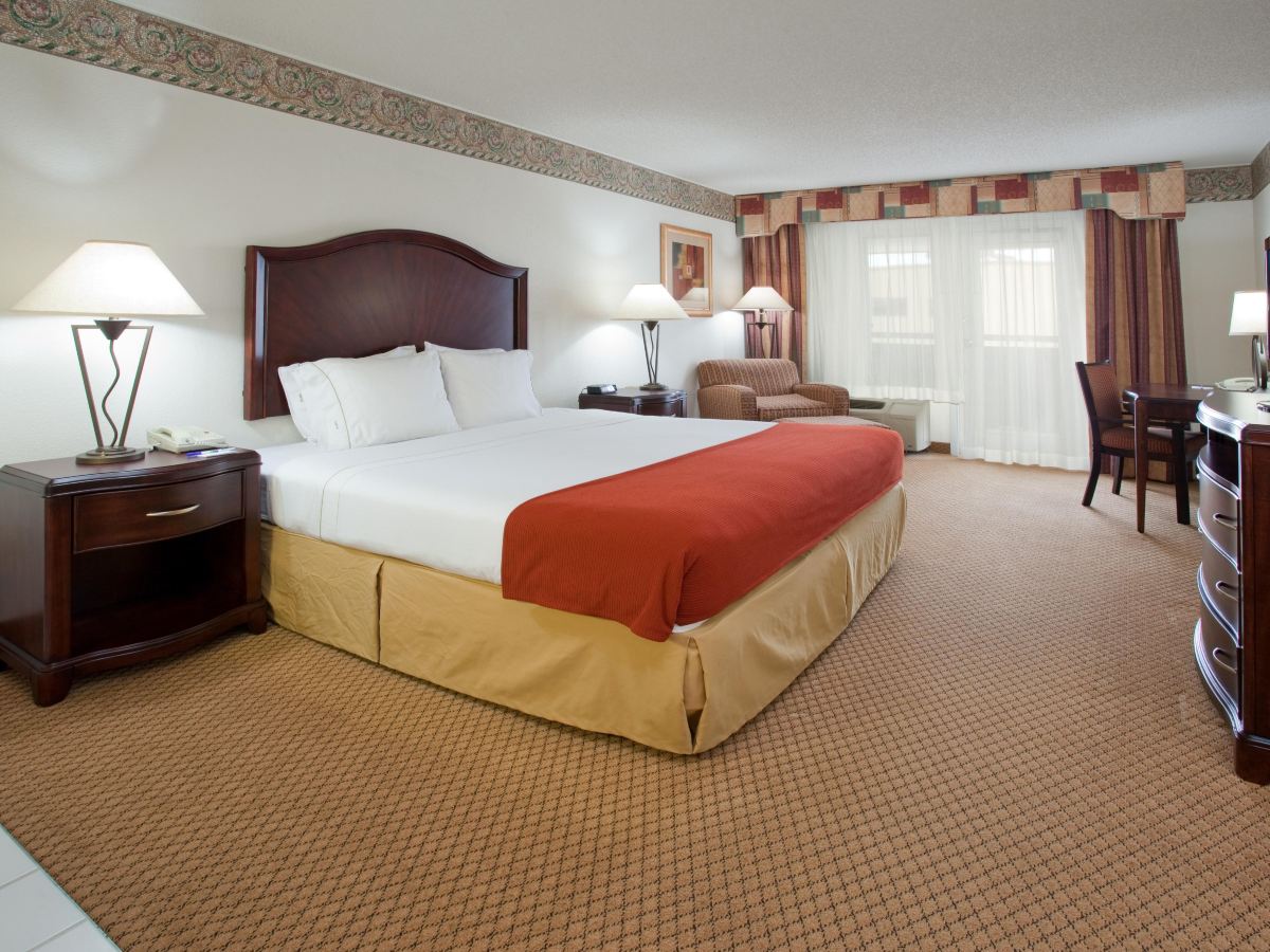 Comfort Inn & Suites Boulder