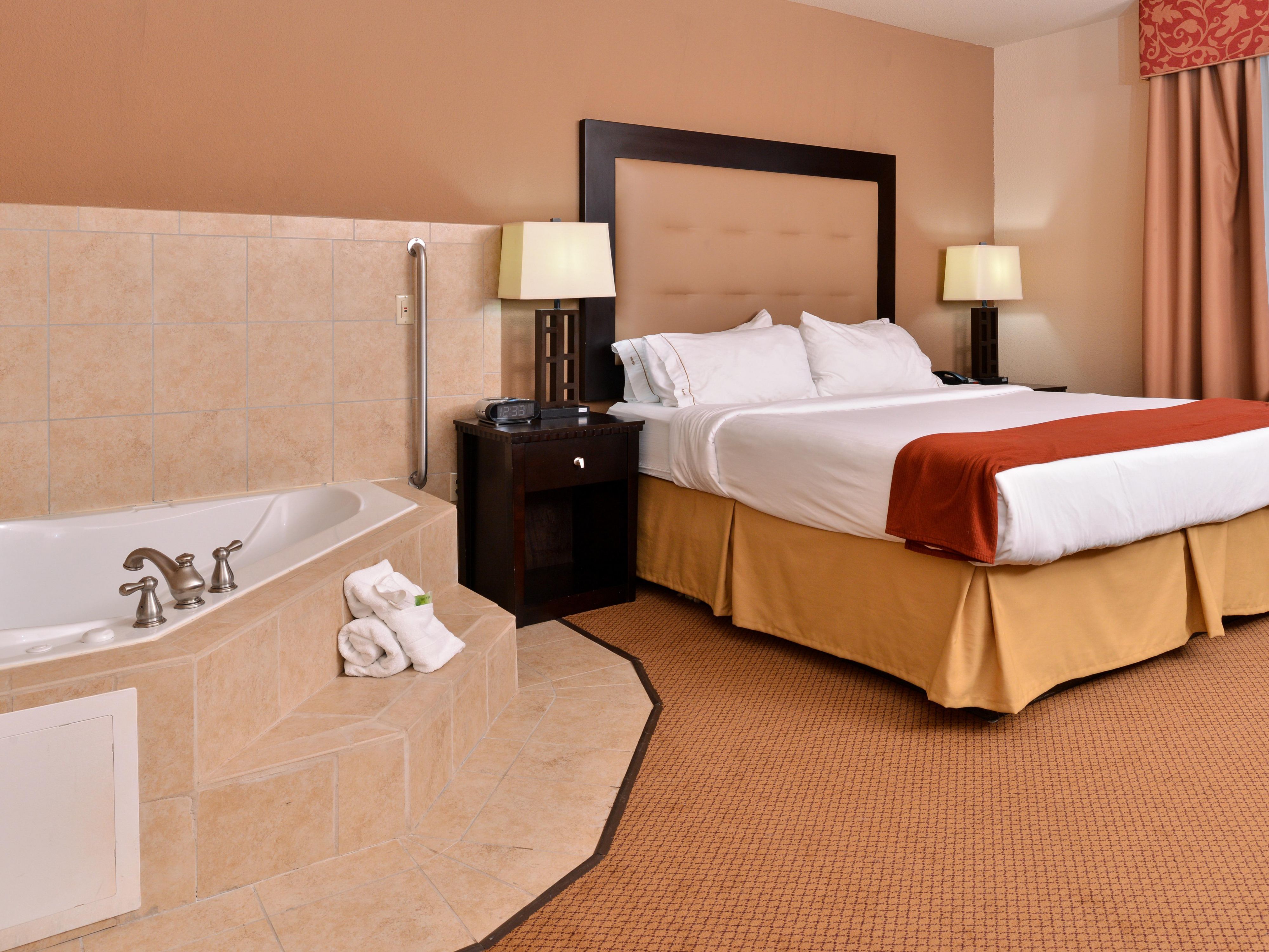 Holiday Inn Express Suites Van Buren-Ft Smith Area, an Ihg Hotel