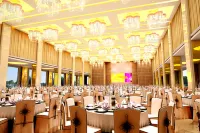 Longjinhu Holiday Hotel Hotels in Fengcheng