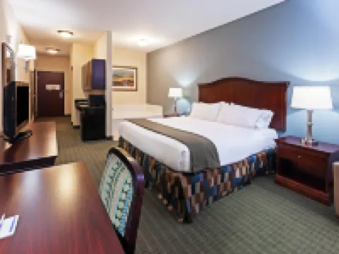 Holiday Inn Express & Suites HENDERSON-TRAFFIC STAR by IHG Hotels in Henderson