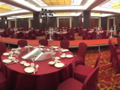 Ramada Plaza by Wyndham Chibi Hotels in Chibi