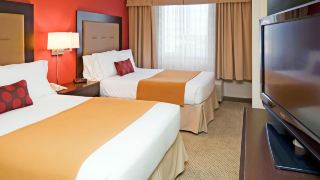 holiday-inn-express-and-suites-kendall-east-miami