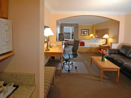 Holiday Inn Express & Suites Charlottetown