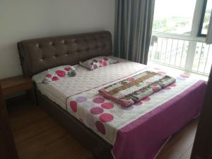 Yingkou Sunshine Holiday Seaview Apartment