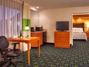 Fairfield Inn & Suites Albuquerque Airport