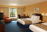 คอร์ทยาร์ดบายแมริออท บลูมิงตัน โรงแรมใน