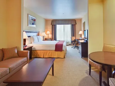 Holiday Inn Express & Suites Beaumont - Oak Valley Hotels in 