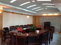麗枫酒店(长沙东塘赤岗岭地铁站店) - 会议室