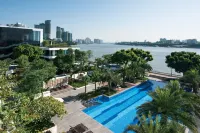 White Swan Hotel - 5-Star