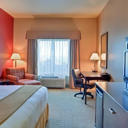 Holiday Inn Express & Suites YUMA by IHG