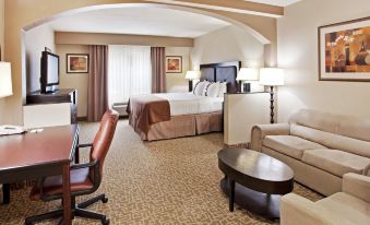 Holiday Inn & Suites Beaufort @ Highway 21